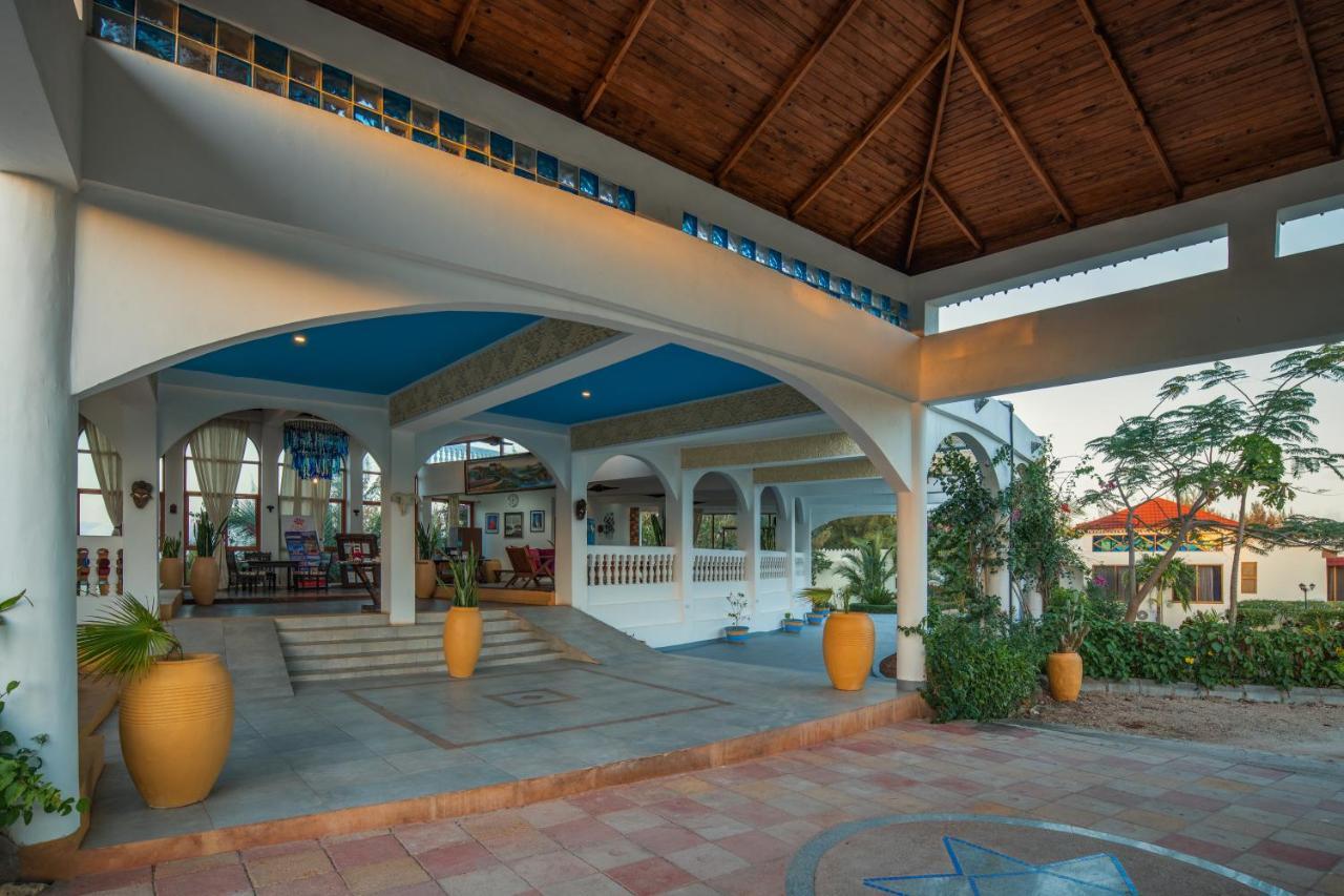 Moja Tuu The Luxury Villas & Nature Retreat Kiwengwa  Buitenkant foto