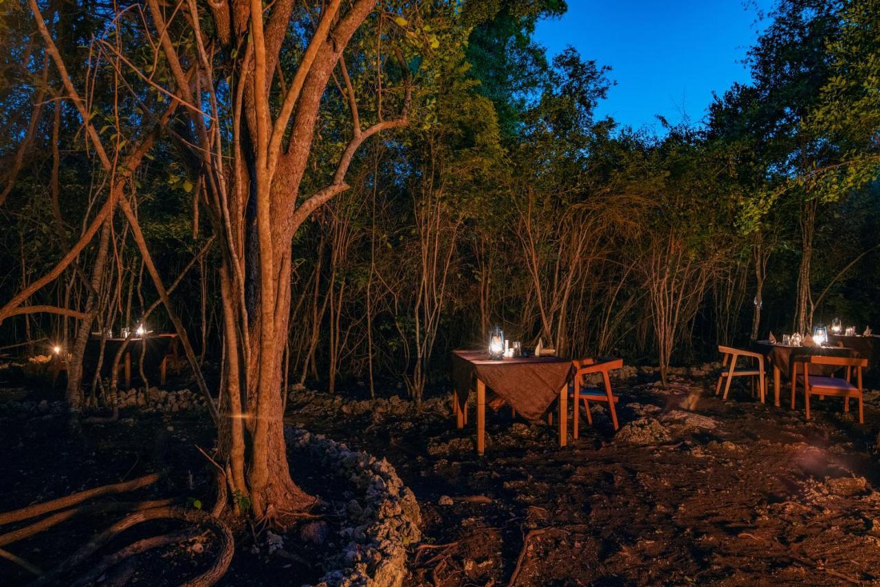 Moja Tuu The Luxury Villas & Nature Retreat Kiwengwa  Buitenkant foto