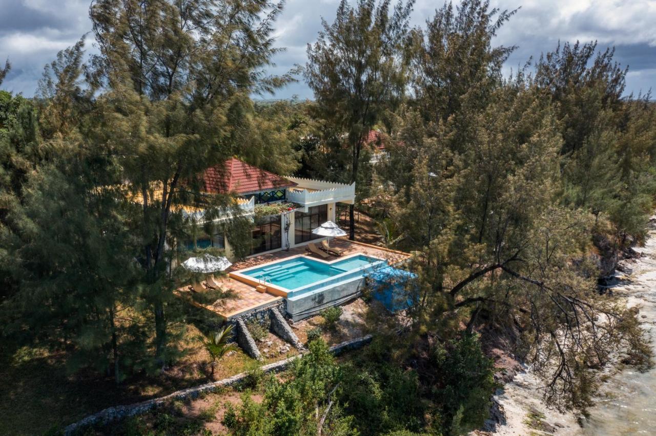 Moja Tuu The Luxury Villas & Nature Retreat Kiwengwa  Buitenkant foto